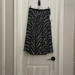 Banana republic petite midi skirt - NEW